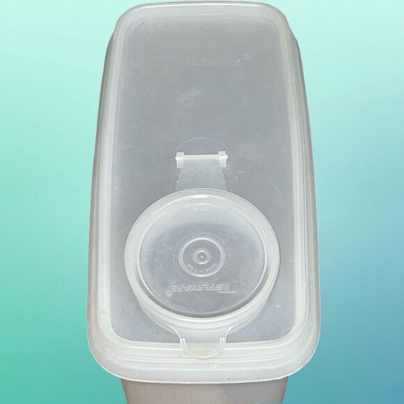 Vintage Tupperware Snap Pour Top Cereal Candy Or Rice Storage Container 469-1 - Picture 2 of 10